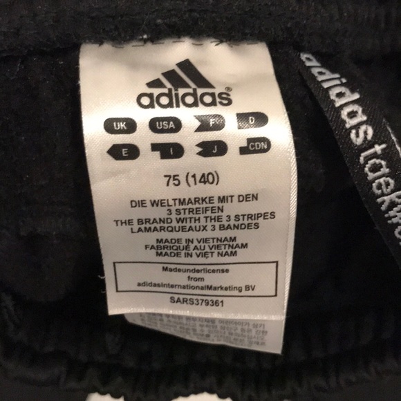 Adidas boys sweatpants - Picture 2 of 4